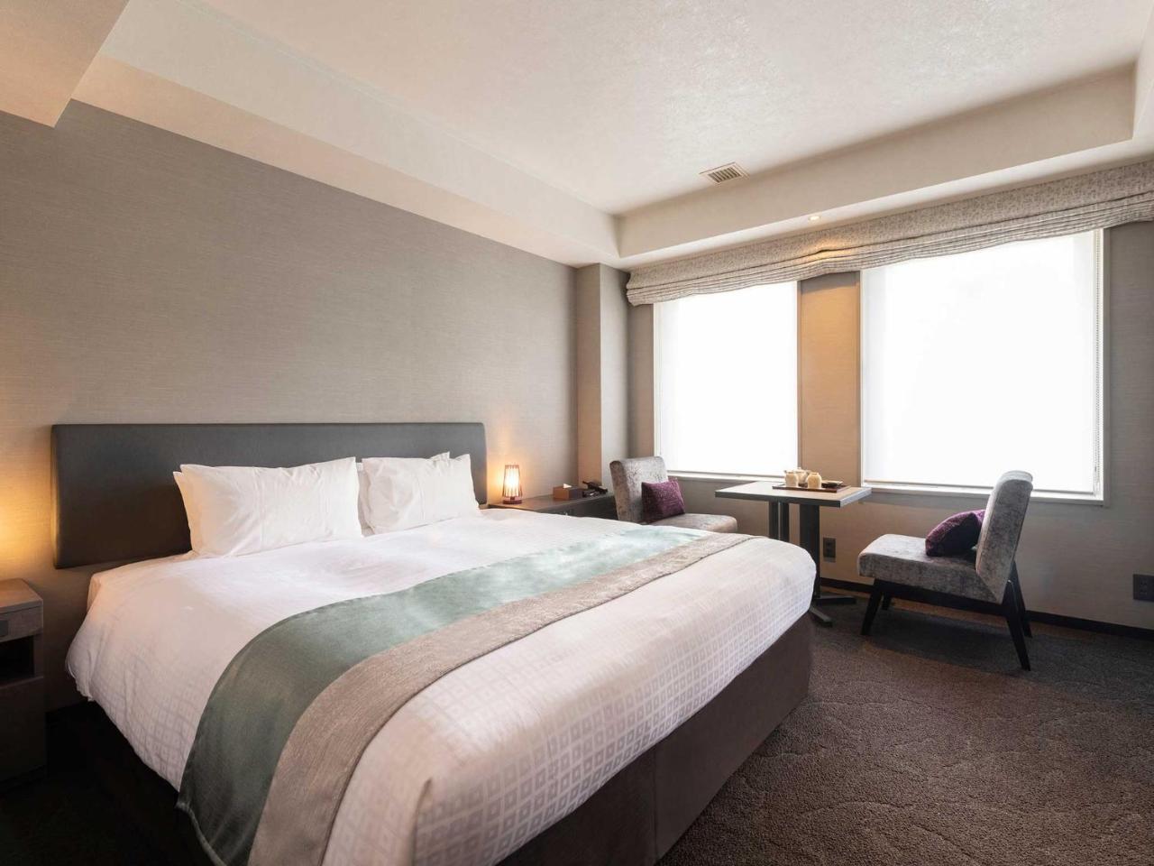 โตคิว สเตย์ เกียวโต ซันโจ-คาราสุมะ Hotel ภายนอก รูปภาพ